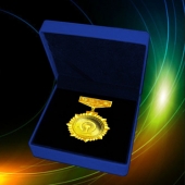 2013年4月：定制廣鐵集團運調系統(tǒng)工程竣工定制紀念金章