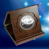 2014年1月：定制廣州立白公司20周年紀念銀章定制