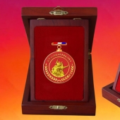 2015年7月制造　紀(jì)念抗日戰(zhàn)爭(zhēng)70周年紀(jì)念獎(jiǎng)?wù)律a(chǎn)制造