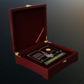 2016年4月定制　華夏職業(yè)學(xué)院建校30周年金銀紀(jì)念章定制