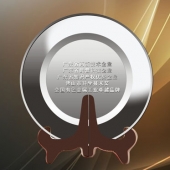 2016年4月定制　廣亞鋁業(yè)金銀立體擺件純銀銀盤獎(jiǎng)盤定制
